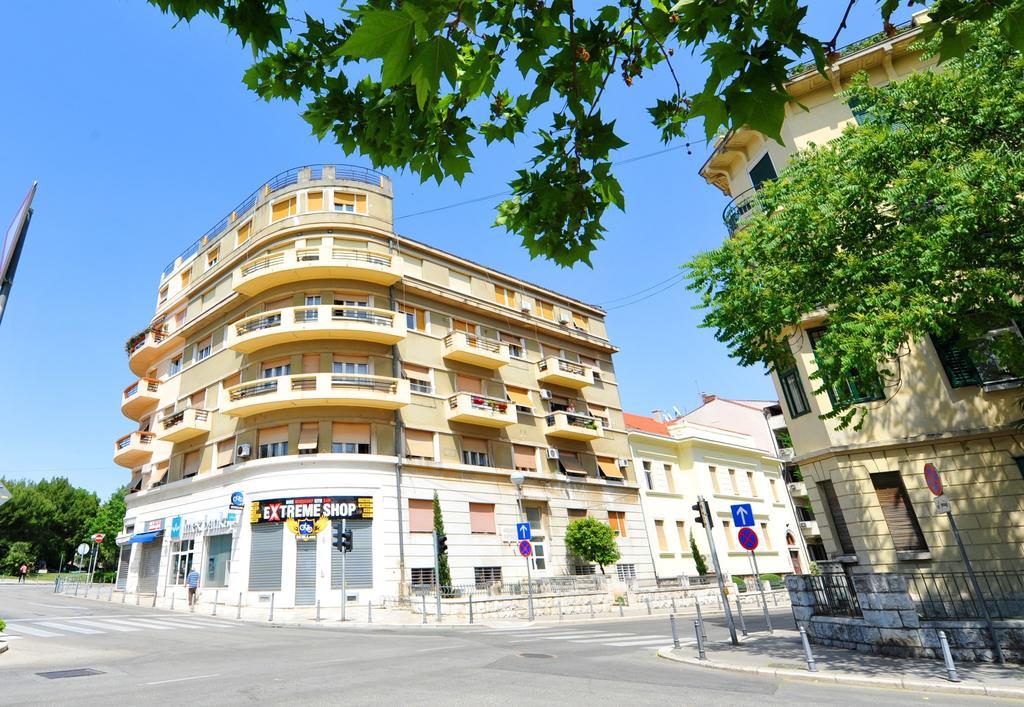 Metropole Luxury Rooms Split Extérieur photo